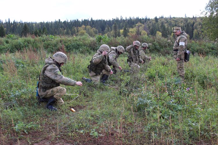 В Пермском военном институте курсанты 2 курса факультета (инженерного обеспечения) приступили к практическим занятиям по дисциплине «Взрывное дело».