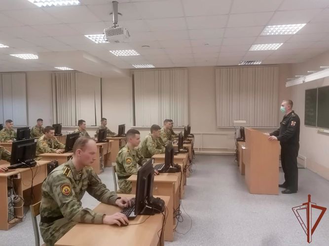 Курсанты военного института приняли участие в Международной просветительской акции «Географический диктант – 2021». 