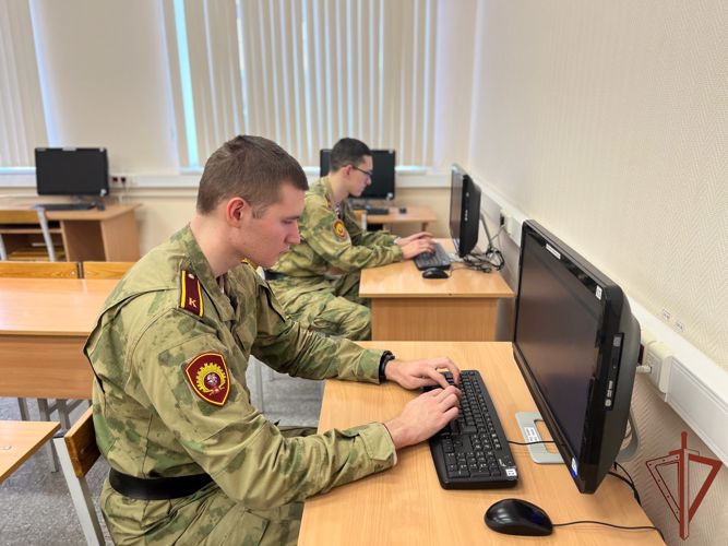 Курсанты факультета связи приняли участие в олимпиаде по программированию