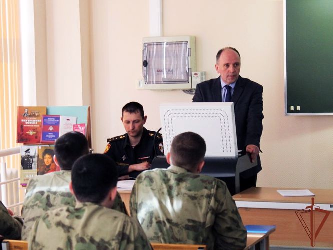 В Пермском военном институте проходит патриотическая акция «Встреча поколений»