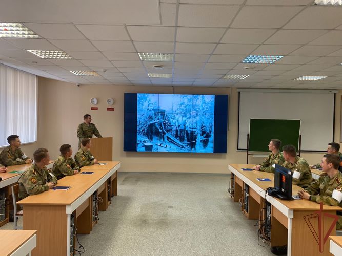В Пермском военном институте проведено военно-политическое информирование, посвященное важному событию в военной истории России