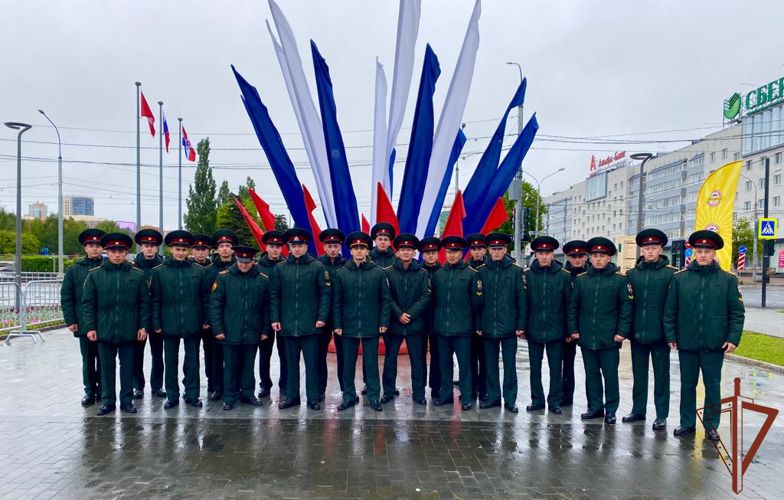 Военнослужащие Пермского военного института приняли участие в мероприятиях, посвященных Дню России и Дню города Перми