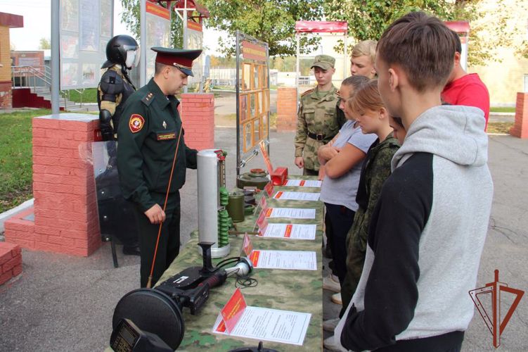 В Пермском военном институте войск национальной гвардии состоялся первый краевой слет военно-патриотического движения «Гвардейская смена» Пермского края
