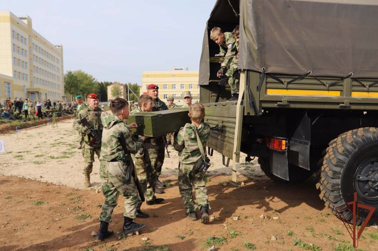 В Пермском военном институте войск национальной гвардии состоялся первый краевой слет военно-патриотического движения «Гвардейская смена» Пермского края