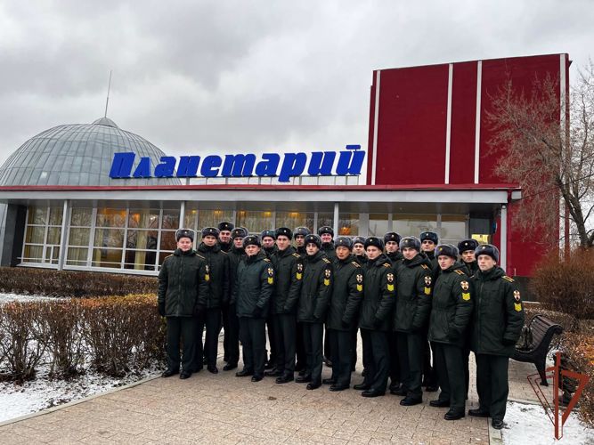 Курсанты 7 роты факультета (артиллерийского вооружения) посетили Пермский Планетарий
