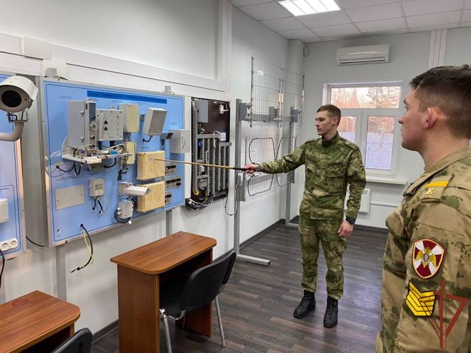Курсанты Пермского военного института факультета (инженерного обеспечения) приступили к войсковой стажировке
