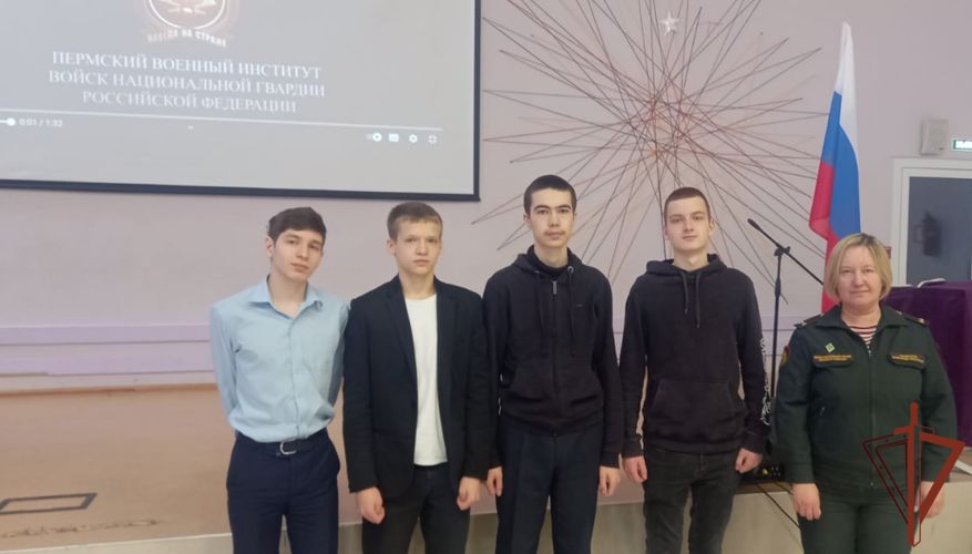 Офицерами кафедры кинологии факультета (кинологического) проведены встречи с учащимися средних общеобразовательных школ города Перми