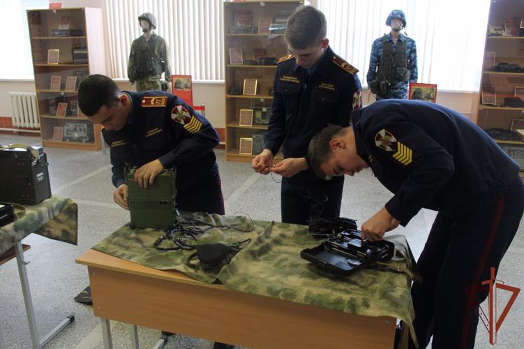 В Пермском военном институте войск национальной гвардии Российской Федерации проведена олимпиада «Юный связист»