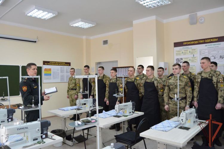 В Пермском военном институте состоялась олимпиада «Лучший портной — 2023»