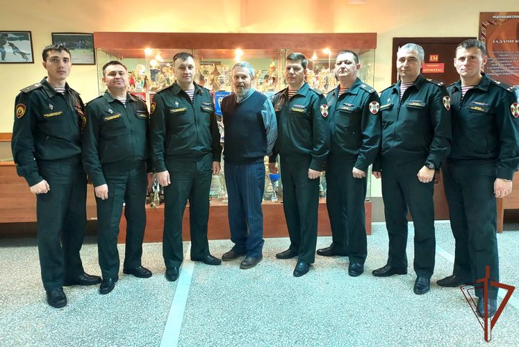 В Пермском военном институте проведен круглый стол по вопросам использования защитного снаряжения в дрессировке служебных собак