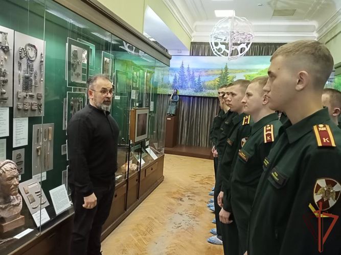 Курсанты факультета (инженерного обеспечения) посетили Пермский краеведческий музей