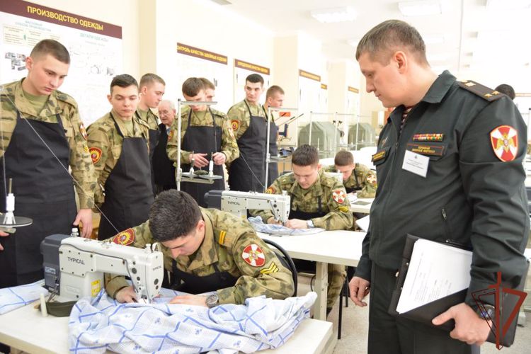 В Пермском военном институте состоялась олимпиада «Лучший портной — 2023»