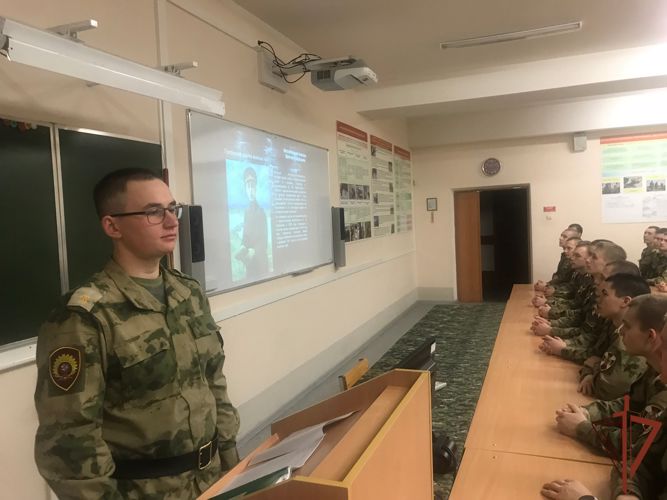 На факультете инженерного обеспечения Пермского военного института почтили память Героя Советского Союза генерал-лейтенанта инженерных войск Дмитрия Михайловича Карбышева