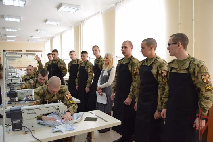 В Пермском военном институте состоялась олимпиада «Лучший портной — 2023»