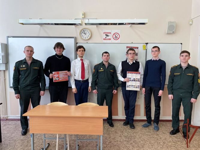 Курсанты факультета (инженерного обеспечения) провели  агитационно-пропагандистскую работу по месту прохождения учебной (войсковой) практики