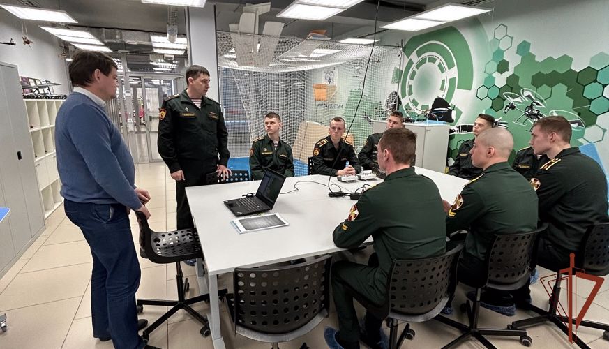 Подготовка сборной команды военного института к сдаче практической части экзамена в конкурсе «КИБЕРДРОМ 2023»