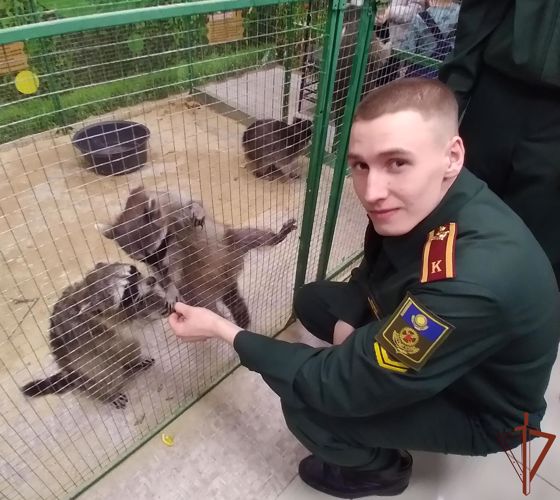 Курсанты кинологического факультета посетили зоофестиваль
