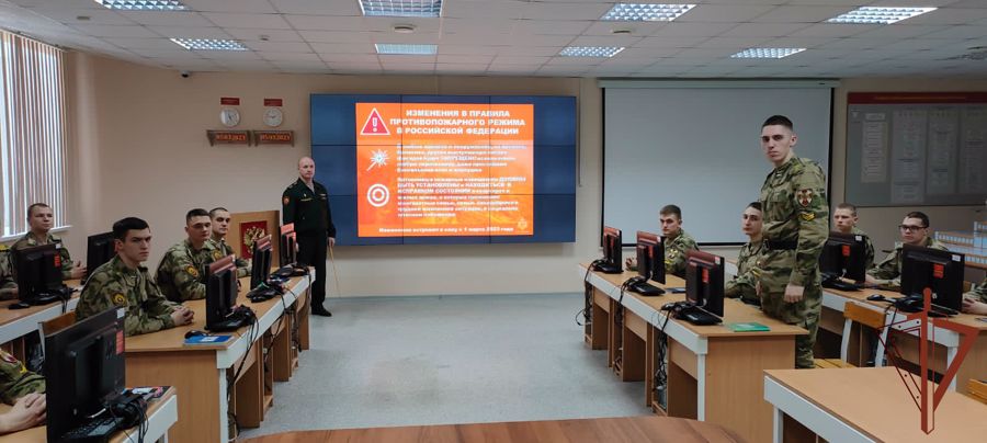 На факультете связи проведено военно-политическое информирование на тему «Изменения в законодательстве Российской Федерации, вступившие в силу с 1 марта 2023 года»