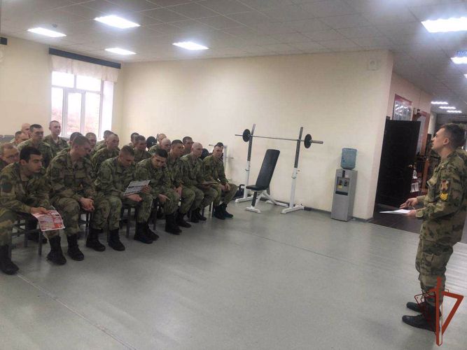 Курсанты факультета связи в ходе учебной (войсковой) практики провели агитационно-пропагандистскую работу