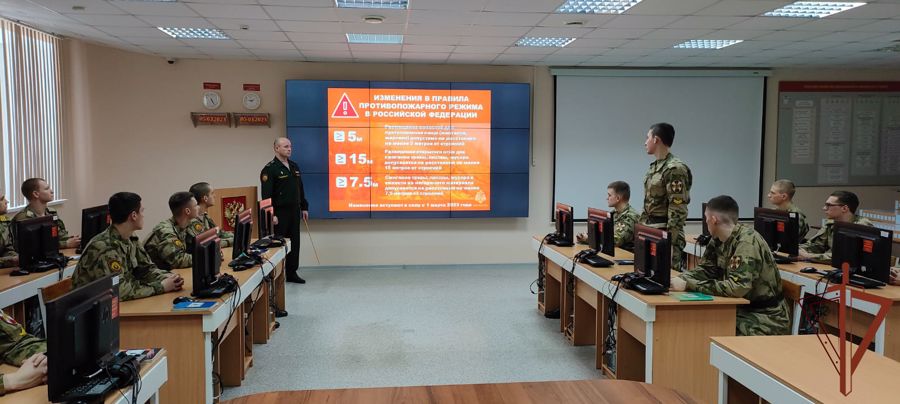 На факультете связи проведено военно-политическое информирование на тему «Изменения в законодательстве Российской Федерации, вступившие в силу с 1 марта 2023 года»