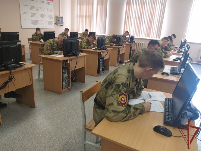 Курсанты Пермского военного института приняли участие в олимпиаде по математике
