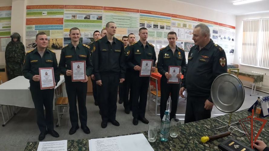 В  военном институте проведена викторина, посвящённая годовщине образования войск правопорядка