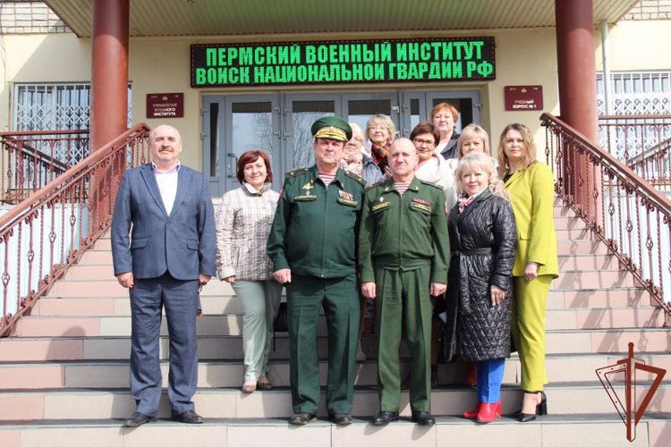 Пермский военный институт посетила делегация администрации и директоров школ из города Ижевск