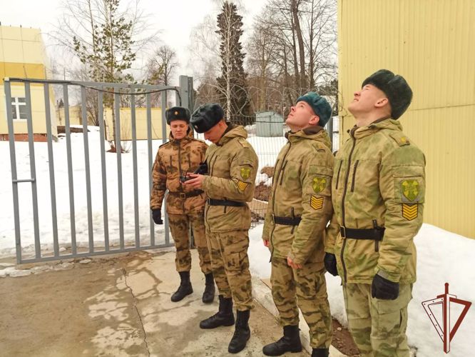 В  военном институте проведены практические занятия по управлению беспилотными воздушными судами