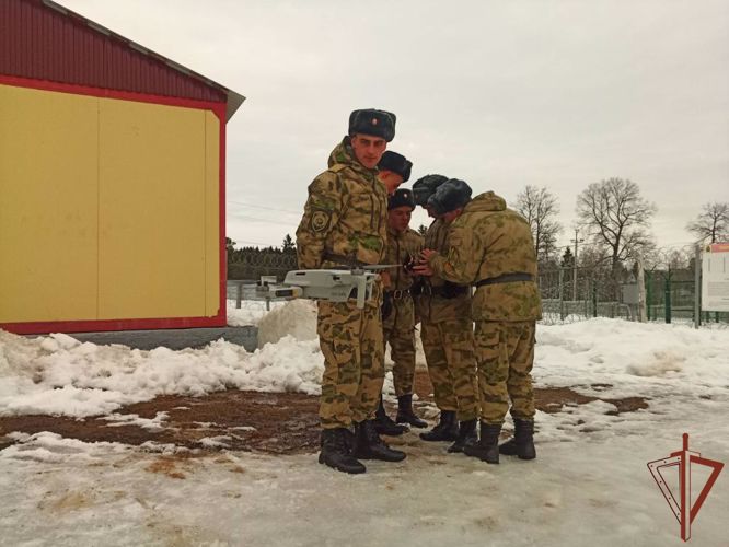 В  военном институте проведены практические занятия по управлению беспилотными воздушными судами