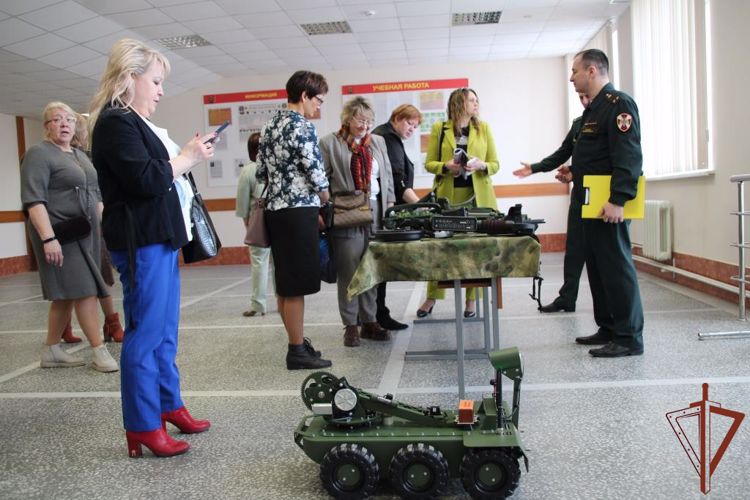 Пермский военный институт посетила делегация администрации и директоров школ из города Ижевск