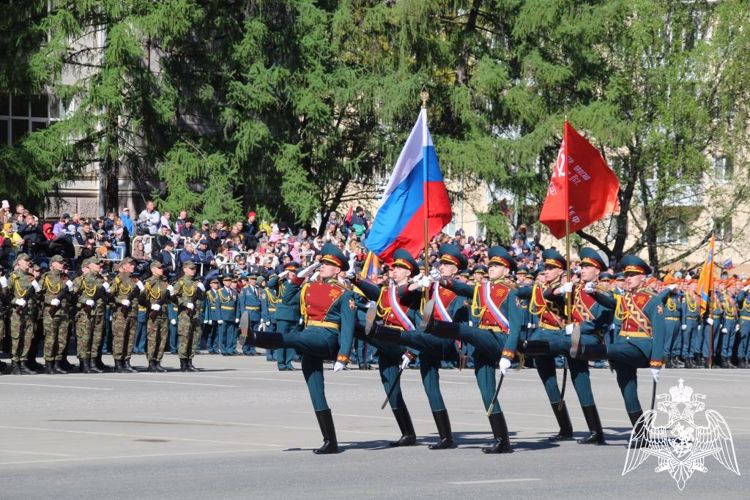 Военнослужащие Пермского военного института приняли участие в праздничных мероприятиях, посвященных Дню Победы советского народа в Великой Отечественной войне
