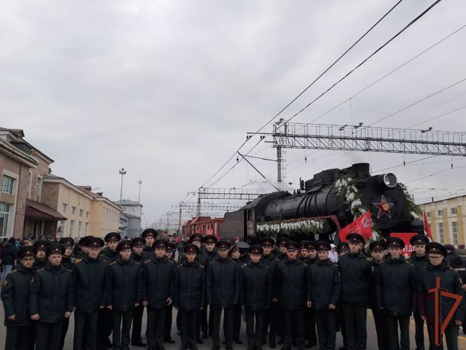Курсанты Пермского военного института посетили «Эшелон Победы»