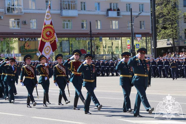 Военнослужащие Пермского военного института приняли участие в праздничных мероприятиях, посвященных Дню Победы советского народа в Великой Отечественной войне