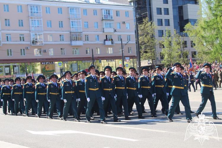 Военнослужащие Пермского военного института приняли участие в праздничных мероприятиях, посвященных Дню Победы советского народа в Великой Отечественной войне