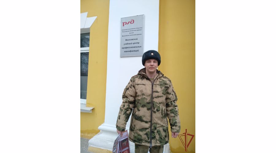 Военнослужащие факультета (связи) Пермского военного института провели агитационные мероприятия в учебных заведениях городов Перми и Калуги