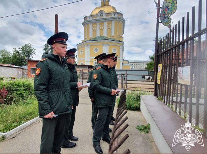 C курсантами факультета (кинологического) проведено практическое занятие по изучению многообразия позвоночных мировой фауны
