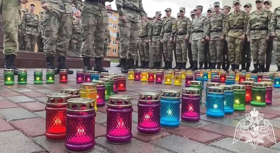 Курсанты военного института приняли участие в общероссийской акции «Свеча памяти»