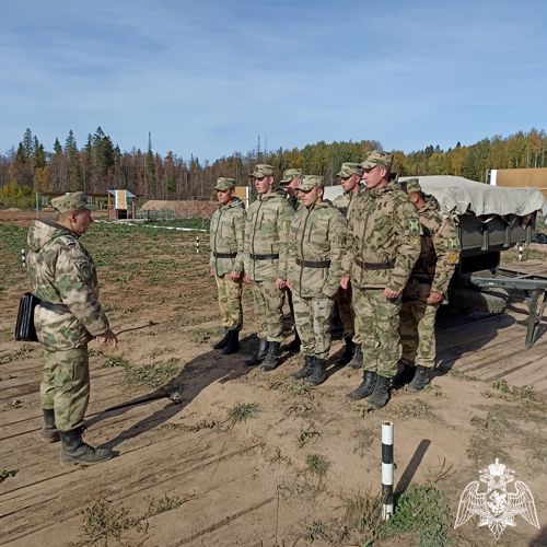 Курсанты Пермского военного института совершенствовали навыки в ходе занятия по обеспечению электроэнергией войск в отрыве от пунктов постоянной дислокации в полевых условиях