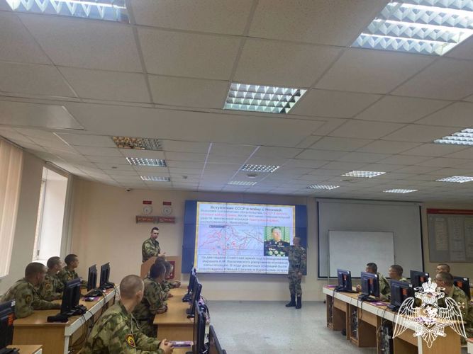 С курсантами факультета связи проведено военно-политическое информирование «3 сентября — День окончания Второй мировой войны (1945 год)»