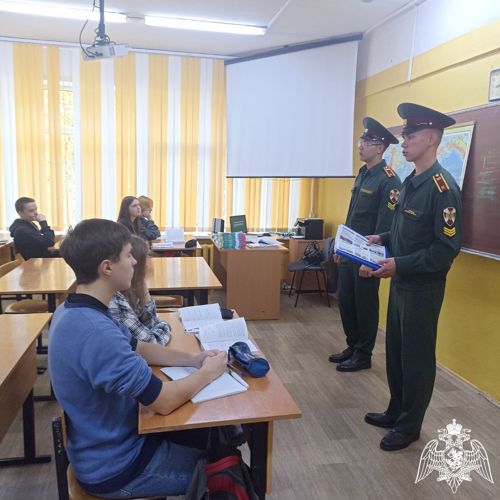 Курсанты факультета (инженерного обеспечения) провели агитационно-пропагандистскую работу по месту прохождения войсковой стажировки в должности командиров отделений