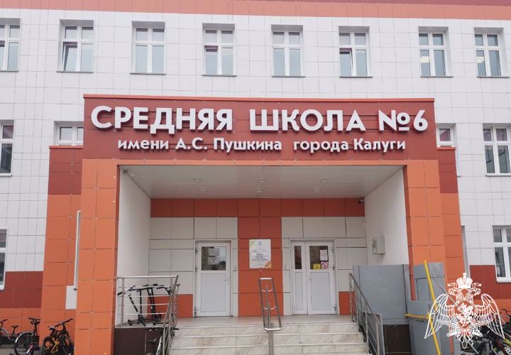 Военнослужащий факультета связи провел агитационно-пропагандисткую работу во время служебной командировки с военнослужащими и учащимися средней образовательной школы