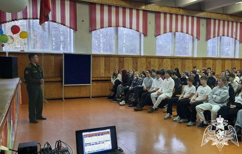 Курсанты факультета инженерного обеспечения провели агитационно-пропагандистскую работу по месту прохождения войсковой стажировки в должности командиров отделений