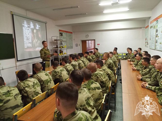 С курсантами факультета инженерного обеспечения Пермского военного института проведена тематическая беседа, посвященная памяти генерал-лейтенанта Д.М. Карбышева