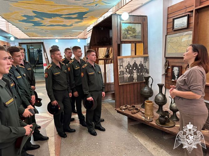 Военнослужащие факультета инженерного обеспечения посетили Зеленокумский краеведческий музей