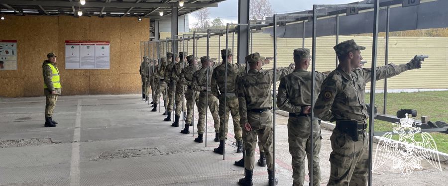 В Пермском военном институте проведен  чемпионат  по военно-спортивному многоборью (летнему офицерскому троеборью)