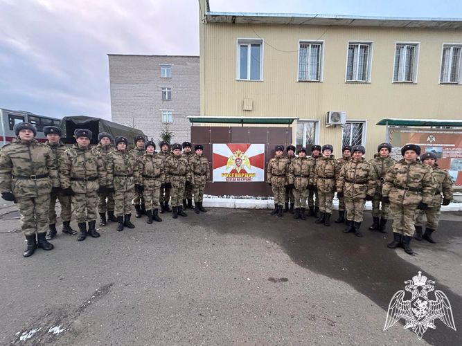 25 и 26 октября 2023 года на базе СОБР и ОМОН Управления Росгвардии по Пермскому краю состоялась встреча сотрудников отрядов с курсантами первого курса факультета (связи)