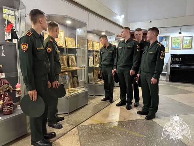 Военнослужащие факультета инженерного обеспечения посетили Зеленокумский краеведческий музей
