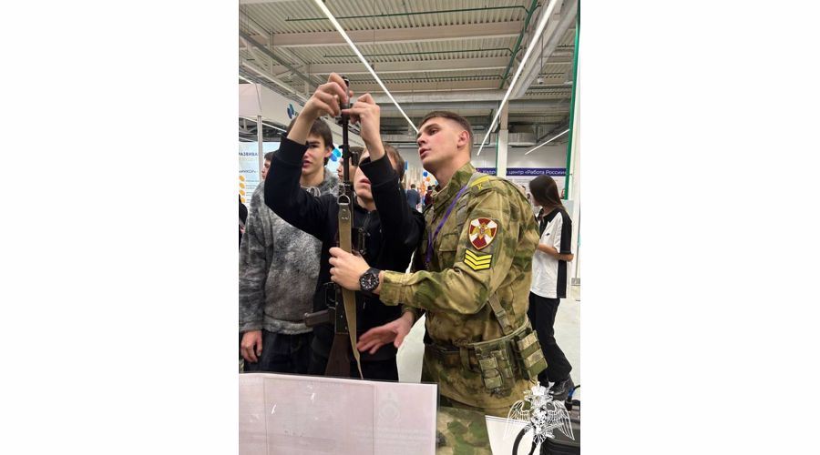В «Пермь Экспо» продолжается выставка-форум «Образование и карьера»