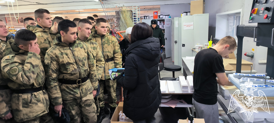 С курсантами факультета (тыла) проведены практические занятия по дисциплине «Товароведение военной одежды и обуви»