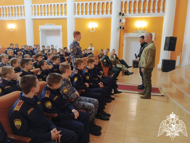 В Пермском военном институте Росгвардии прошел комплекс мероприятий, посвященный Дню Героев Отечества